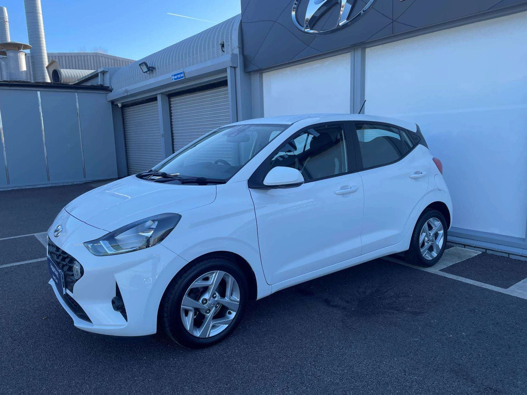 Hyundai I10 Se Connect Mpi AY21XKW White #3