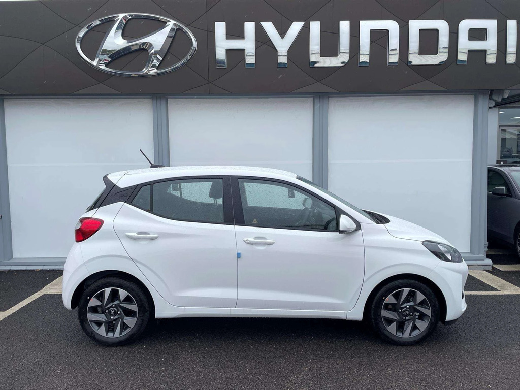 Hyundai I10 1.0 63 Advance Nav AF26EOZ White #2
