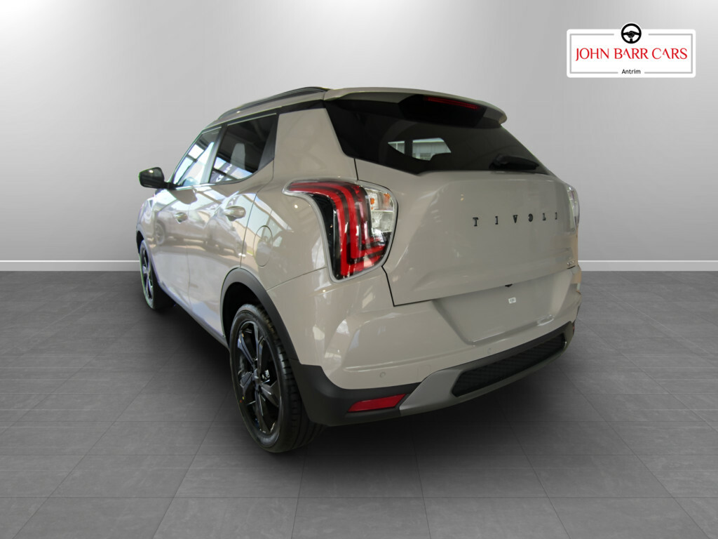 SsangYong Tivoli 1.5 K40 Beige #4