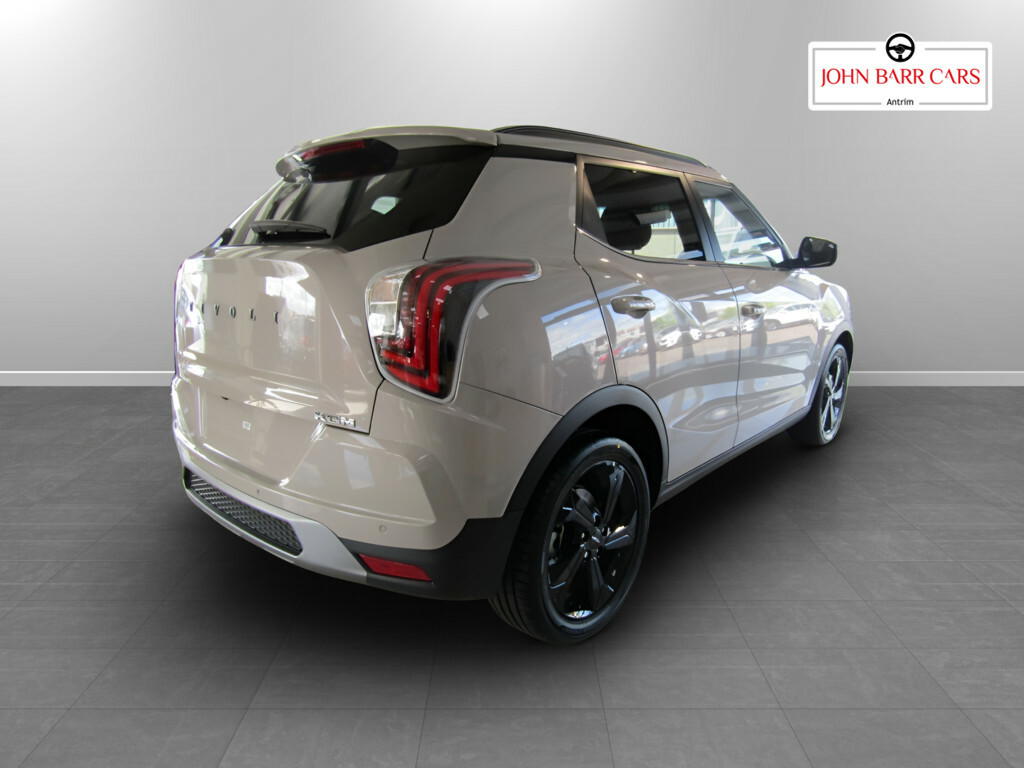 SsangYong Tivoli 1.5 K40 Beige #5