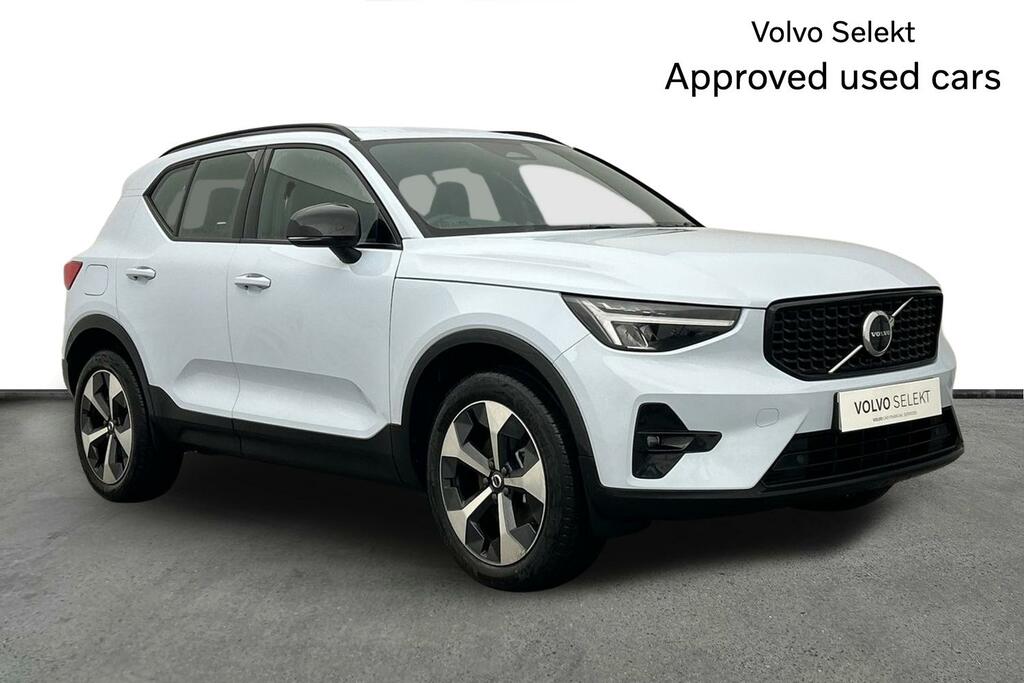 Volvo XC40 2.0 B3p Plus Dark Blue