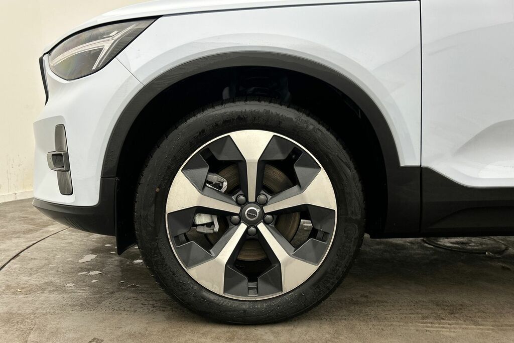 Volvo XC40 2.0 B3p Plus Dark SM75VXA Blue #5