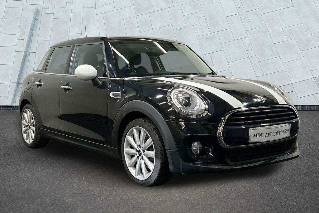 Mini Hatch 5-Door Cooper SW67LPL Black #2