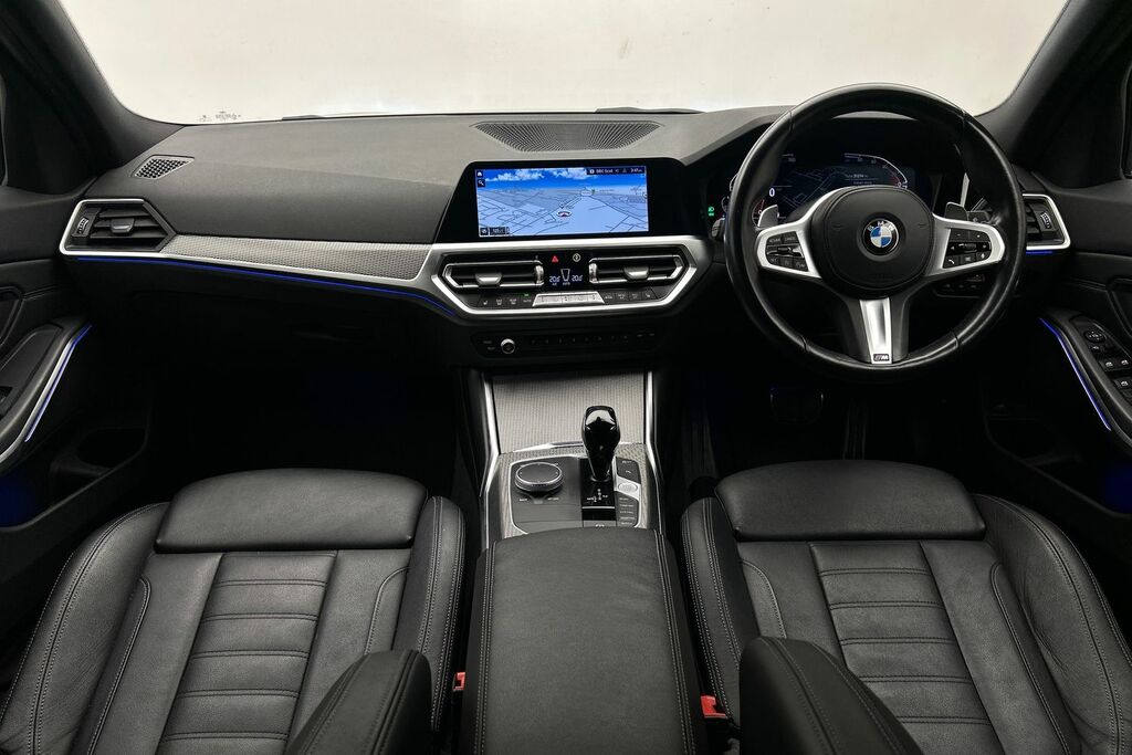 BMW 3 Series 320D M Sport Touring YC71XBW Black #4