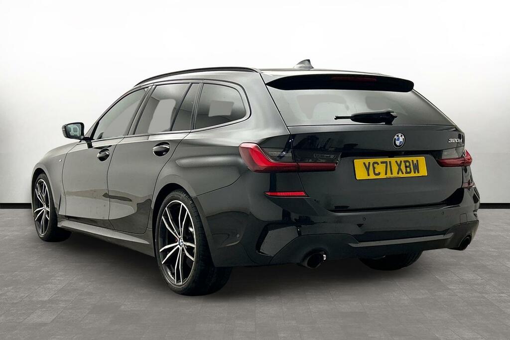 BMW 3 Series 320D M Sport Touring YC71XBW Black #2