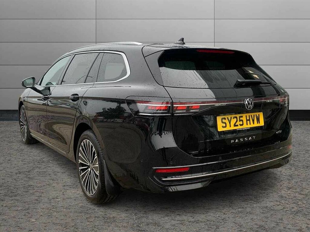 Volkswagen Passat Estate 1.5 Etsi 150Ps Elegance Dsg SY25HVW Black #6