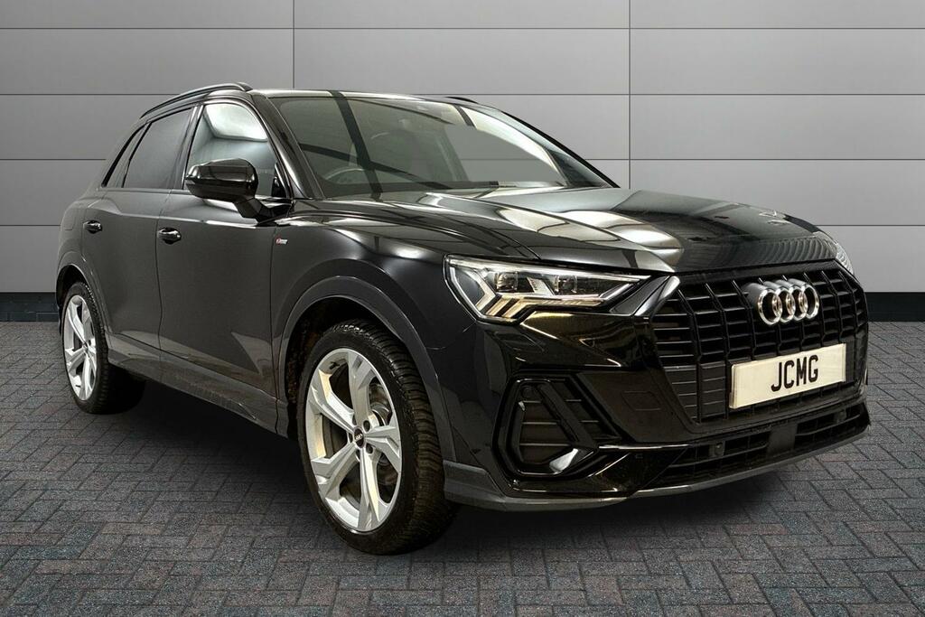 Audi Q3 35 Tfsi Edition 1 Black