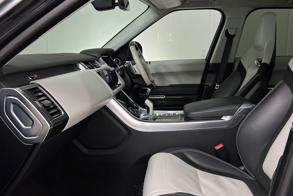 Land Rover Range Rover Sport 5.0S V8 Svr FD68DKE Grey #5