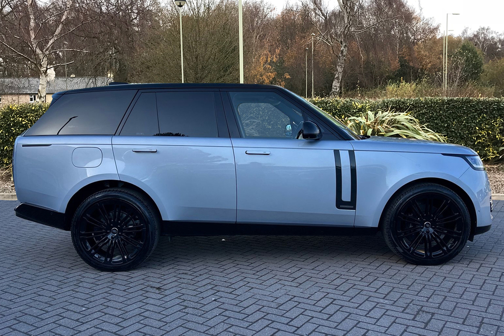 Land Rover Range Rover D300 Autobiography SN25VWG Silver #5