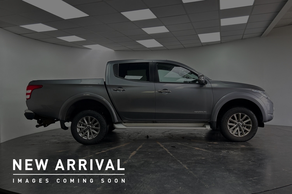 Mitsubishi L200 2.4 Di-d Dc Warrior 4Wd Euro 6 Grey #3