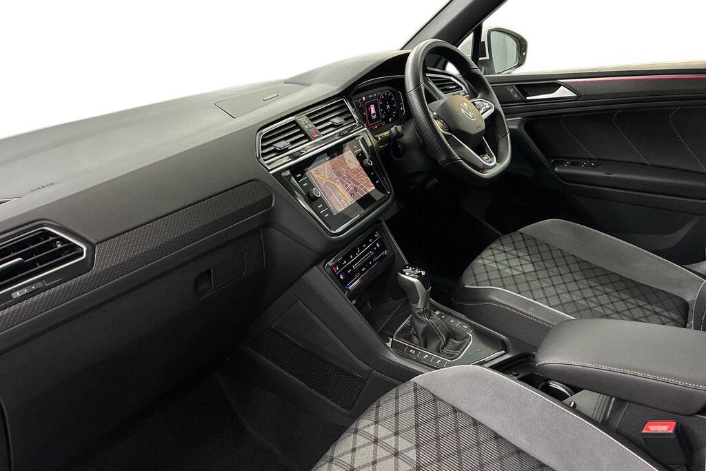 Volkswagen Tiguan 2.0 Tdi R-line Dsg BK72URW White #2