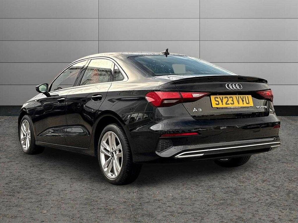 Audi A3 Sport 30 Tfsi 110 Ps S Tronic SY23VYU Black #3