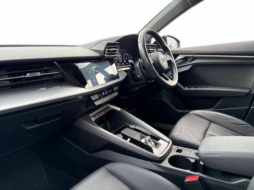 Audi A3 Sport 30 Tfsi 110 Ps S Tronic SY23VYU Black #6