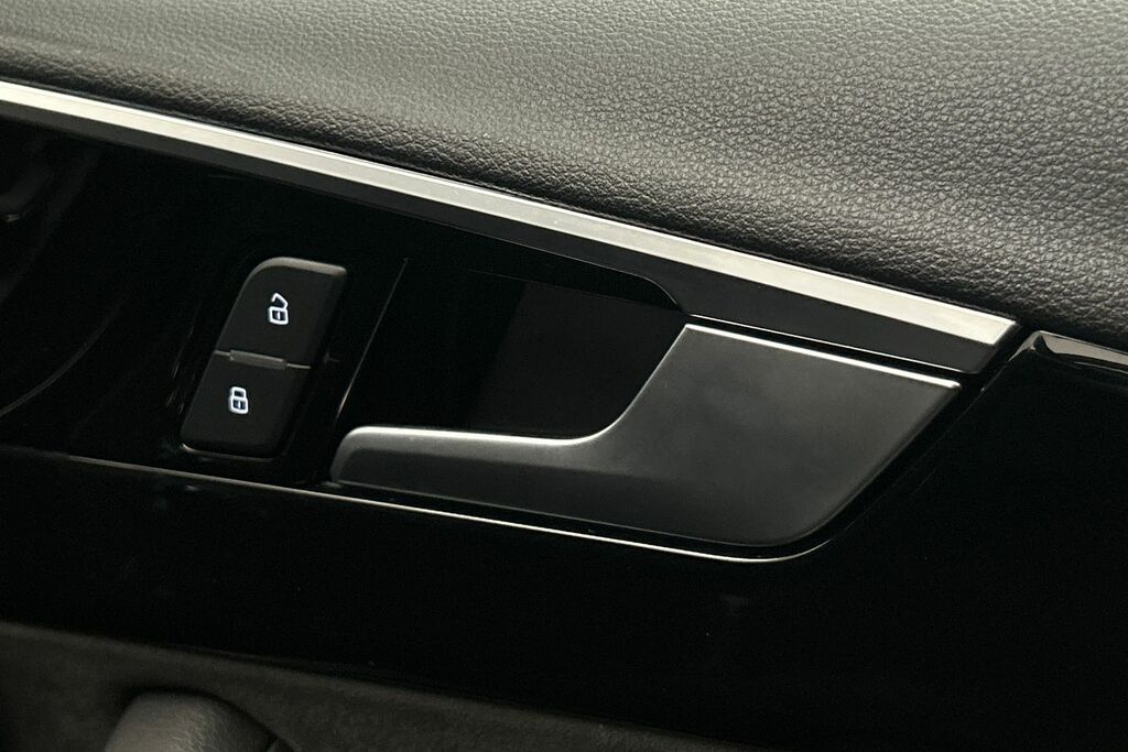 Audi A4 S4 Quattro S Black #24