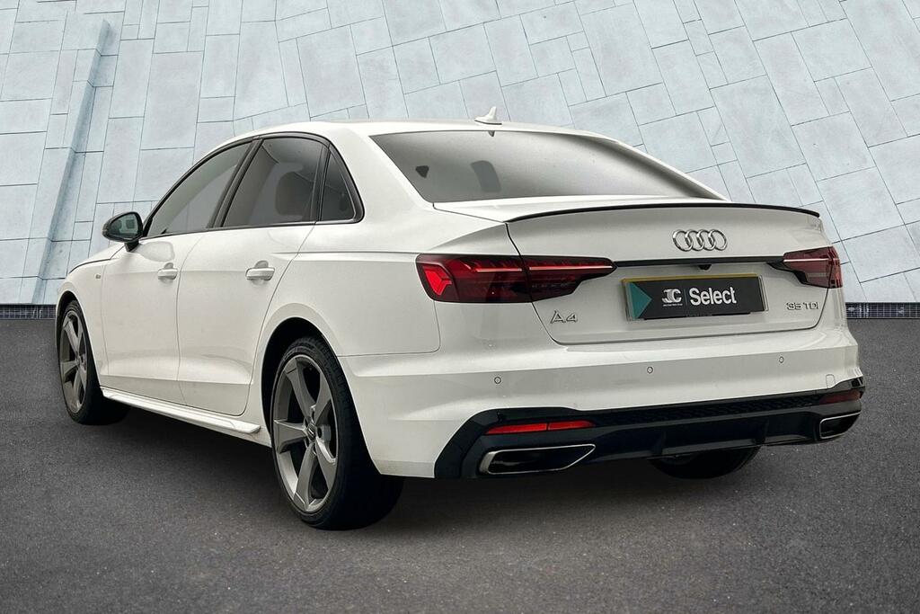 Audi A4 2.0 Tdi 35 Black Edition S Tronic Euro 6 Ss WR69UXK White #2