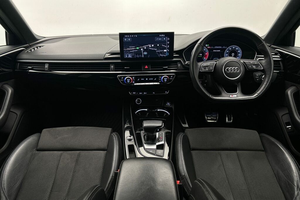 Audi A4 2.0 Tdi 35 Black Edition S Tronic Euro 6 Ss WR69UXK White #4
