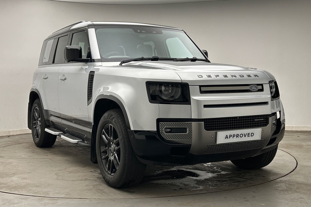 Land Rover Defender 110 D250 X-dynamic S Silver