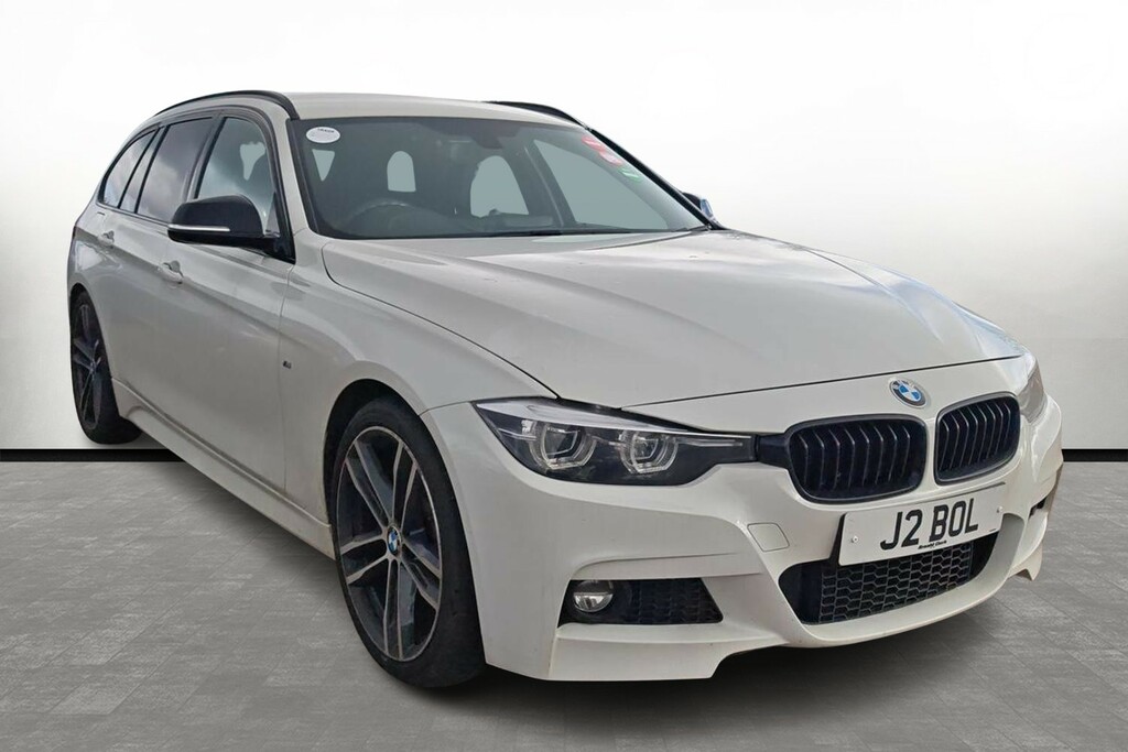 BMW 3 Series 320I M Sport Shadow Edition Touring White