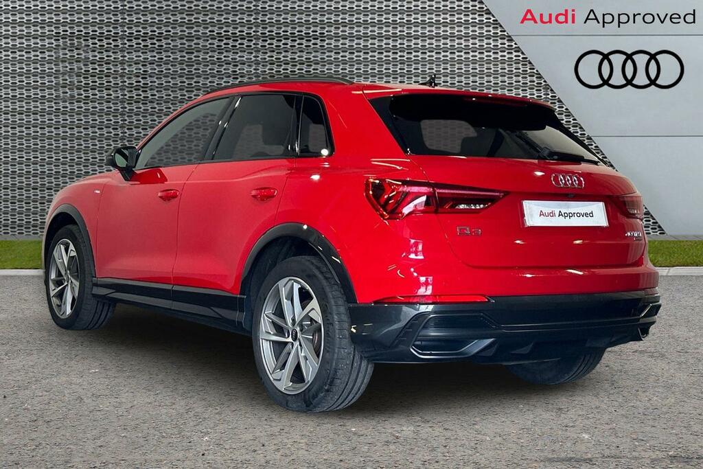 Audi Q3 Black Edition 40 Tfsi Quattro 190 Ps S Tronic SW22UAY Red #3
