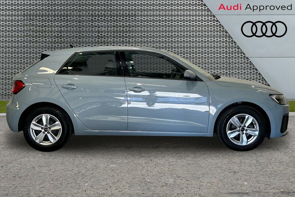 Audi A1 Technik 25 Tfsi 95 Ps 5-Speed SV23XLH Grey #4