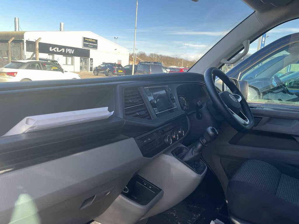 Volkswagen Transporter Kombi T32 Highline 2.0 Tdi 150Ps KM74PKC White #4