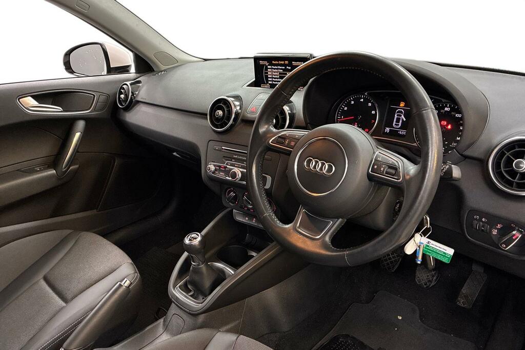 Audi A1 1.4 Tfsi Sport Nav White #6
