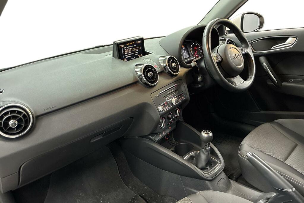 Audi A1 1.4 Tfsi Sport Nav White #2