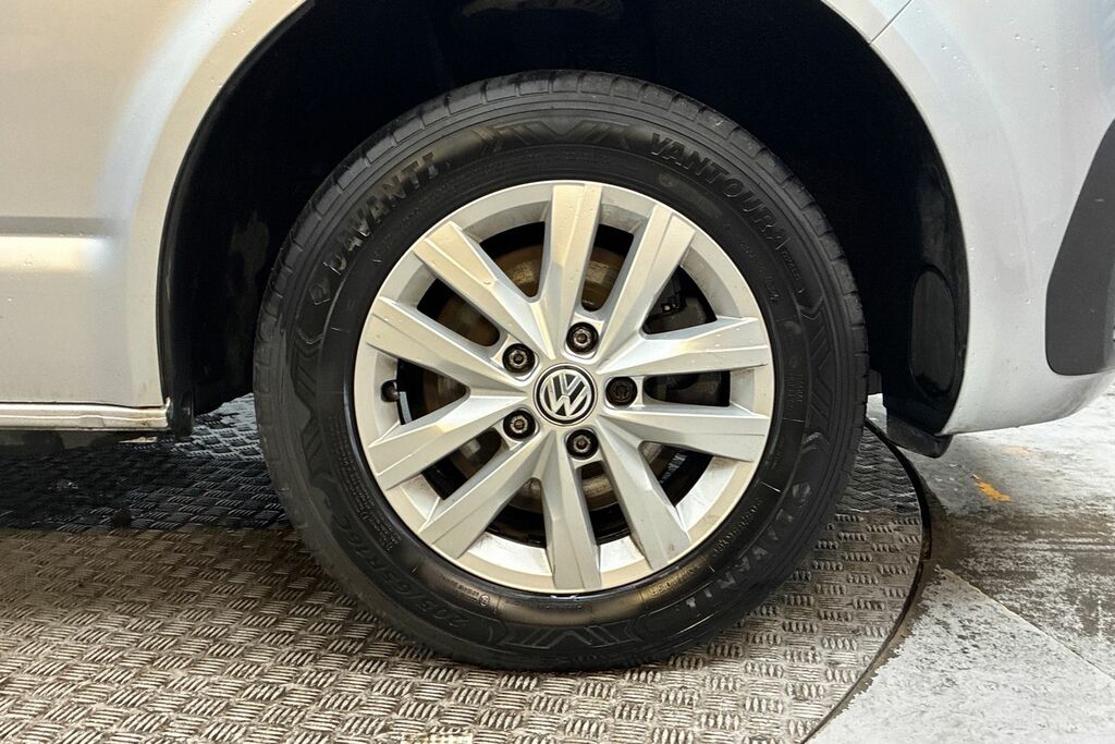 Volkswagen Transporter 2.0 Tdi 110 Highline Van VA72AOC Silver #5