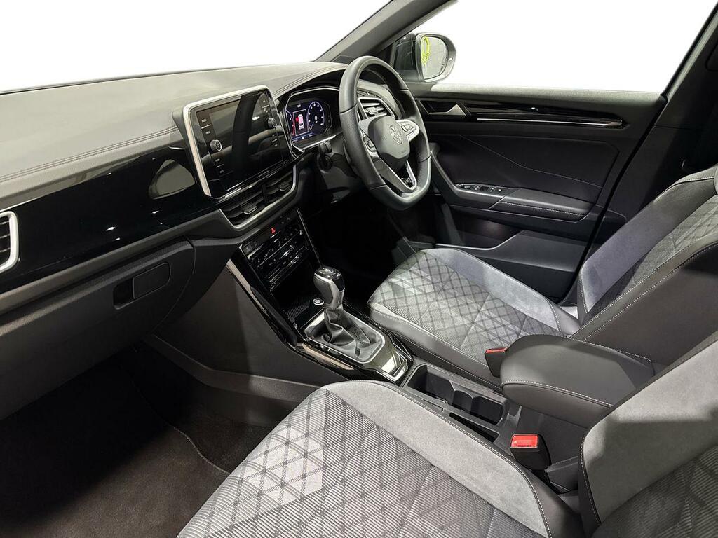 Volkswagen T-Roc 1.5 Tsi 150Ps R-line Dsg SW25FYX Silver #2