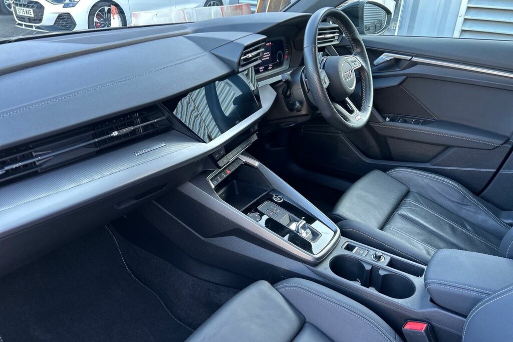 Audi A3 S Line 35 Tfsi 150 Ps S Tronic SR73JZJ Black #2