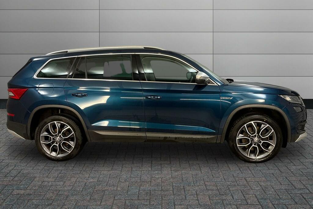 Skoda Kodiaq 2.0 Tsi 190 Scout 4X4 Dsg 7 Seat YD70GMV Blue #4