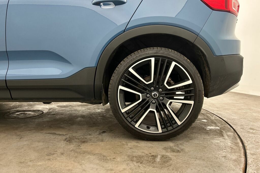 Volvo XC40 2.0 B3p Ultra Dark RV25FSD Blue #5