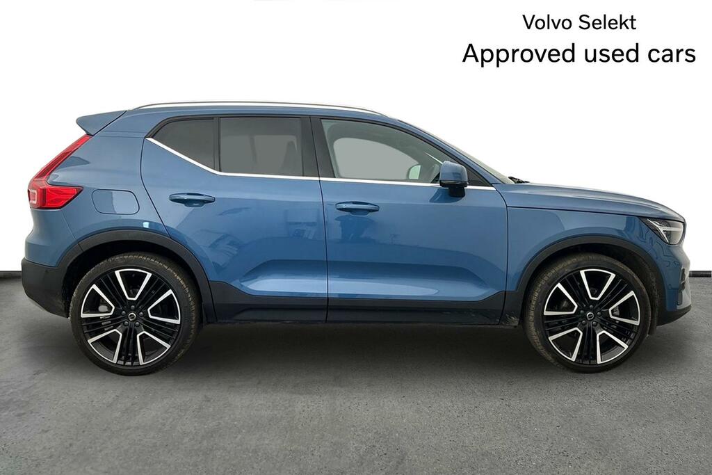 Volvo XC40 2.0 B3p Ultra Dark RV25FSD Blue #4