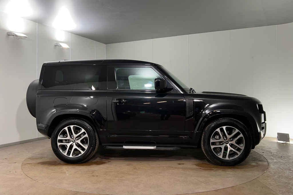 Land Rover Defender 90 P400 Xs Edition Black #5