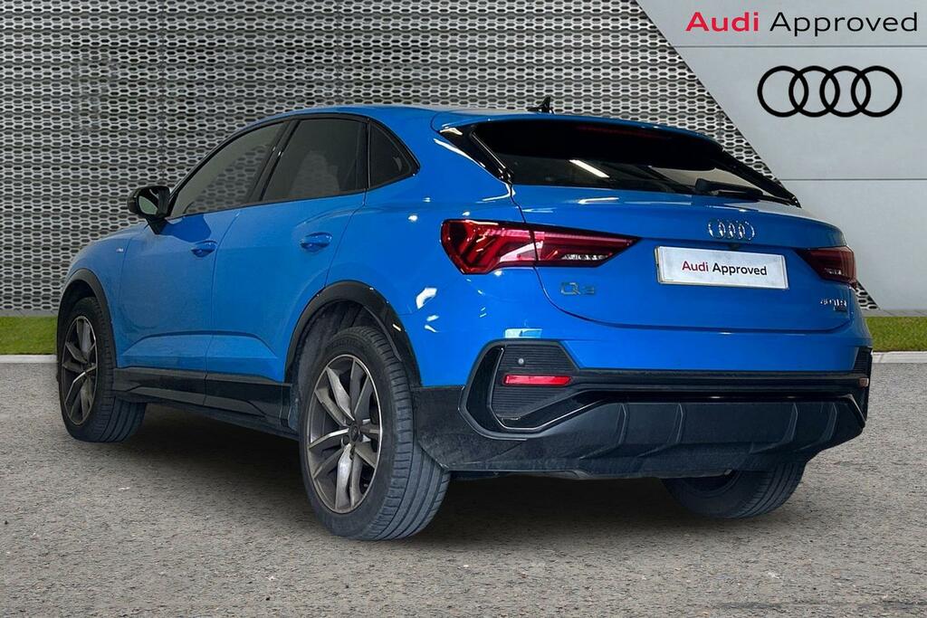 Audi Q3 Black Edition 40 Tfsi Quattro 190 Ps S Tronic SW22TZX Blue #3