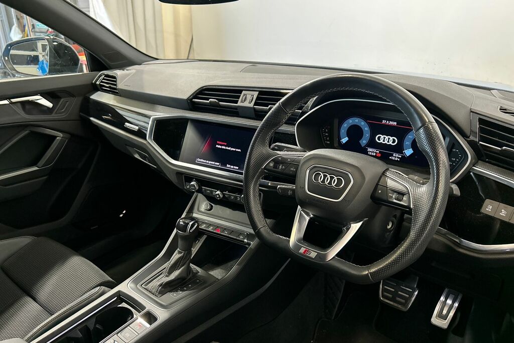 Audi Q3 Black Edition 40 Tfsi Quattro 190 Ps S Tronic SW22TZX Blue #6