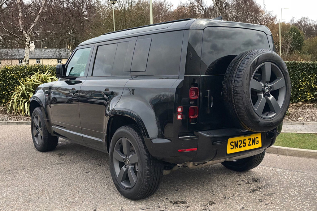 Land Rover Defender 110 D350 X-dynamic Hse SM25ZWG Black #2