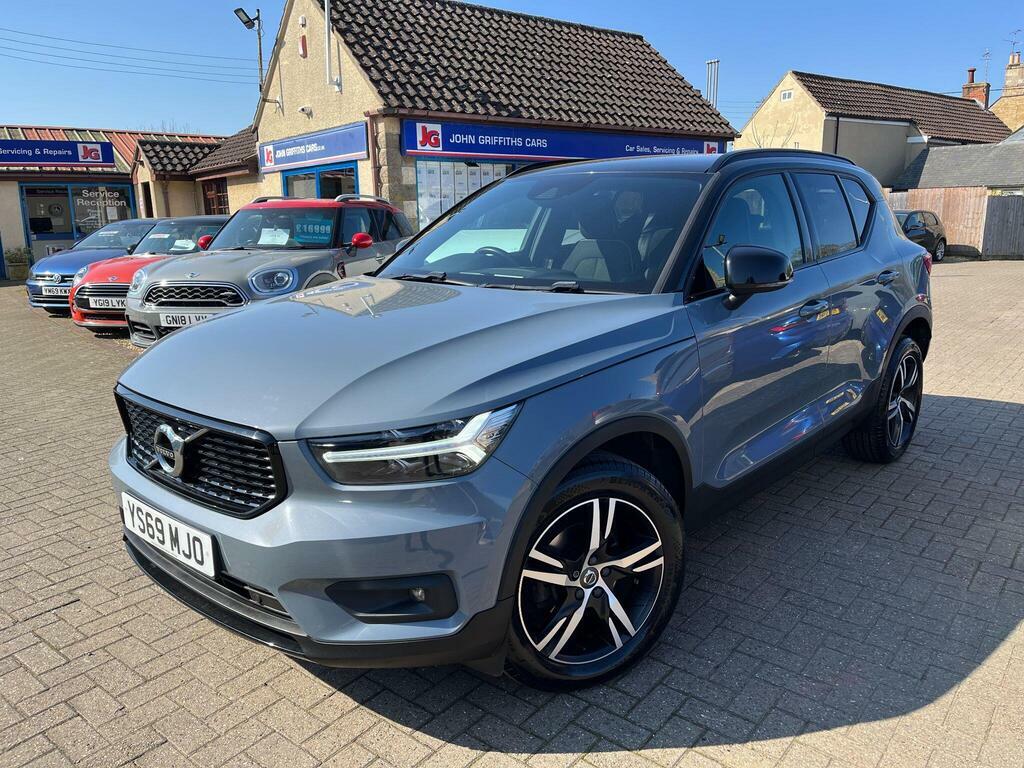 Volvo XC40 2.0 D3 R-design Euro 6 S S Grey