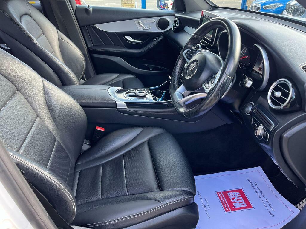 Mercedes-Benz GLC Class 2.1 Glc250d Amg Line Premium Coupe G-tronic 4Mat SP18GDX White #3