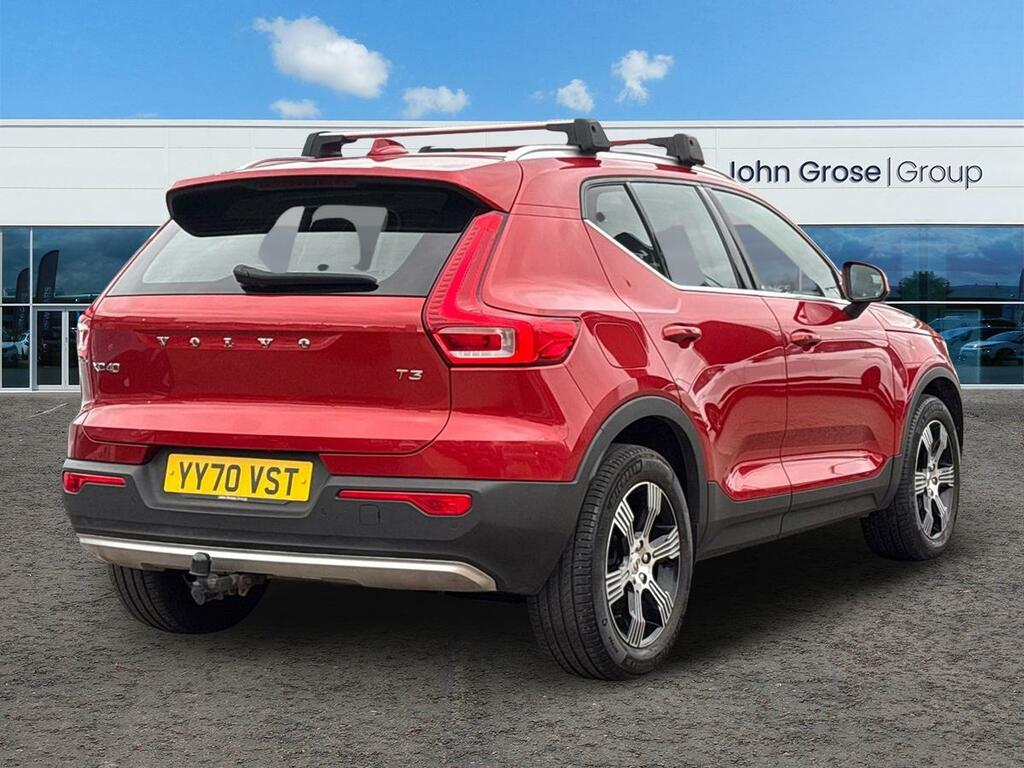 Volvo XC40 1.5 T3 163 Inscription Estate YY70VST Red #3