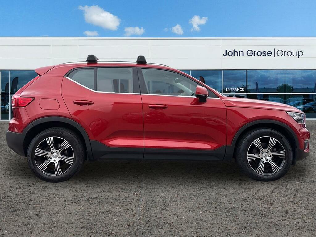 Volvo XC40 1.5 T3 163 Inscription Estate YY70VST Red #2