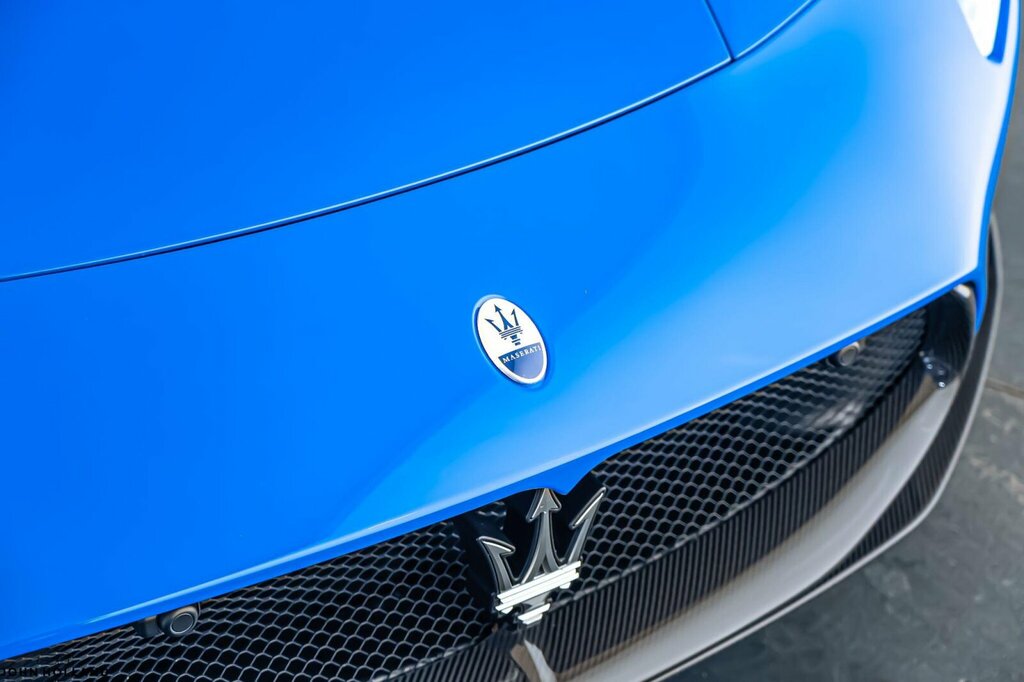 Maserati MC20 V6 Ext Carbon Pack Black #13