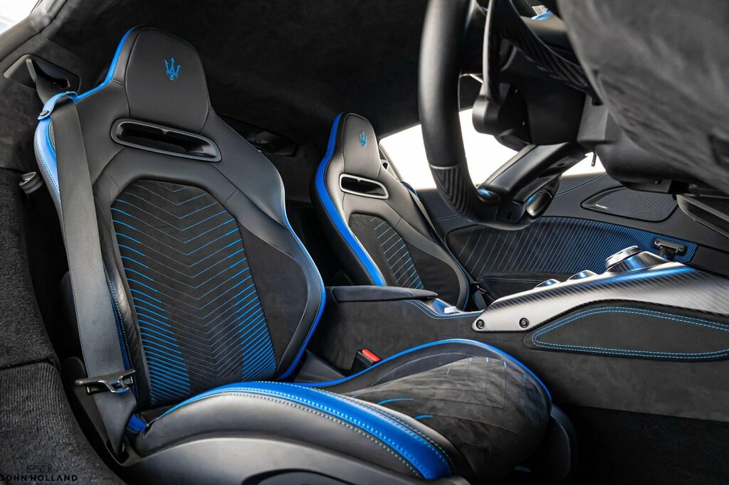 Maserati MC20 V6 Ext Carbon Pack Black #27