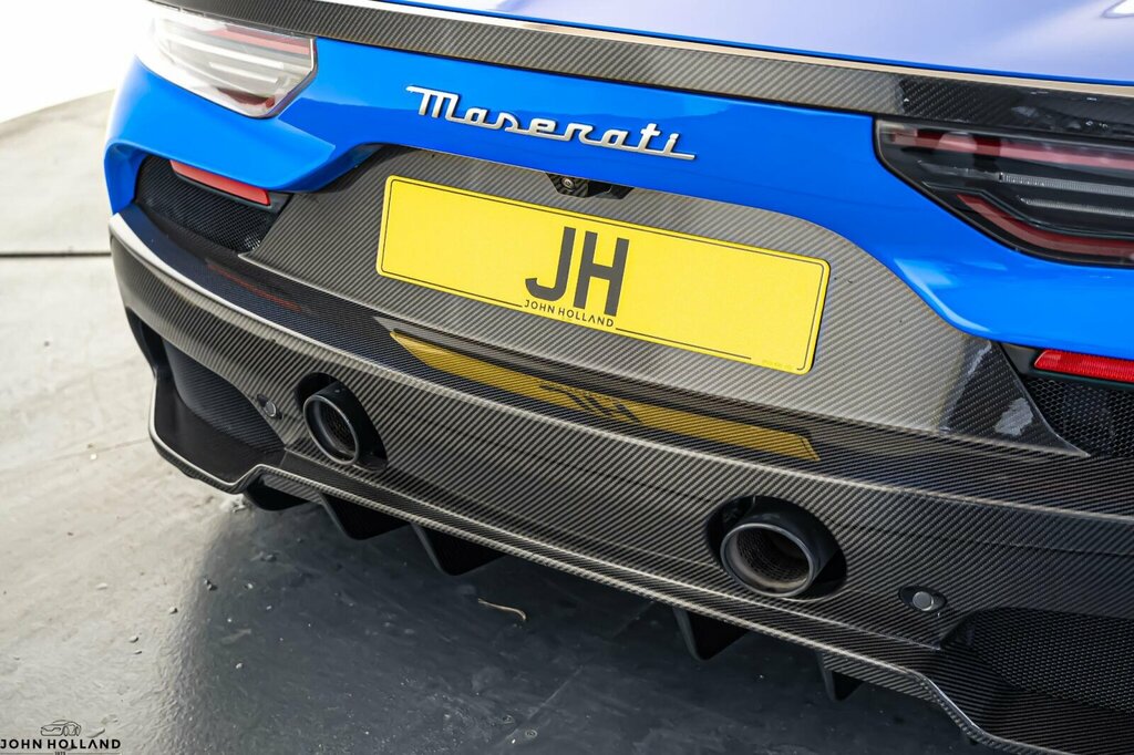 Maserati MC20 V6 Ext Carbon Pack Black #23