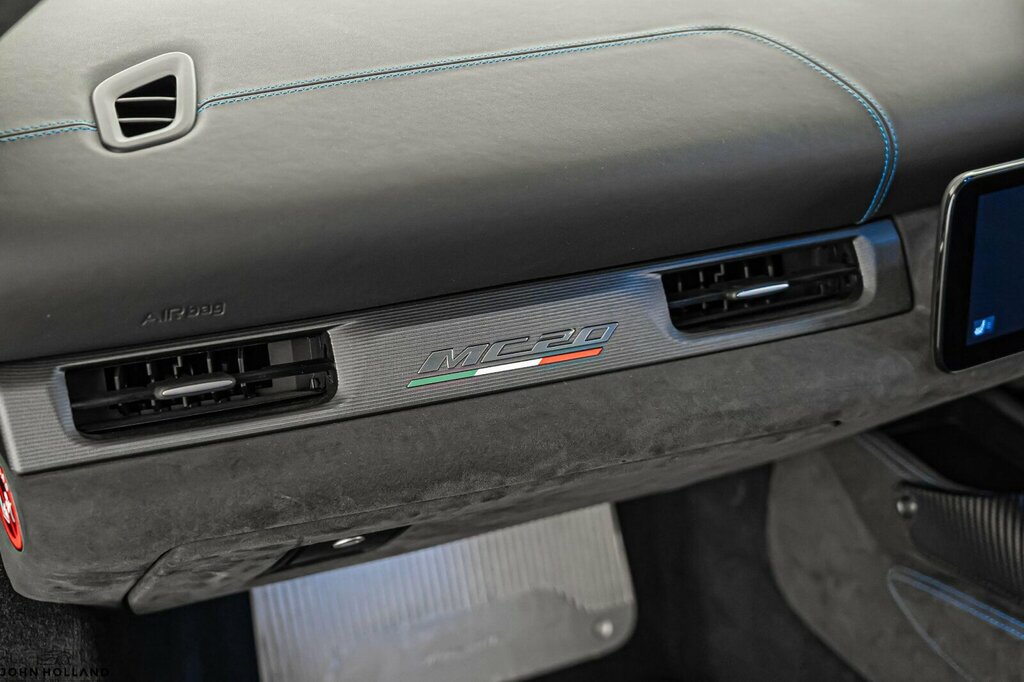 Maserati MC20 V6 Ext Carbon Pack Black #33