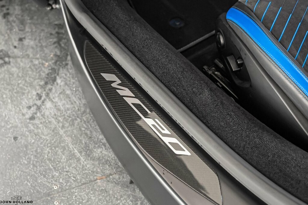 Maserati MC20 V6 Ext Carbon Pack Black #37