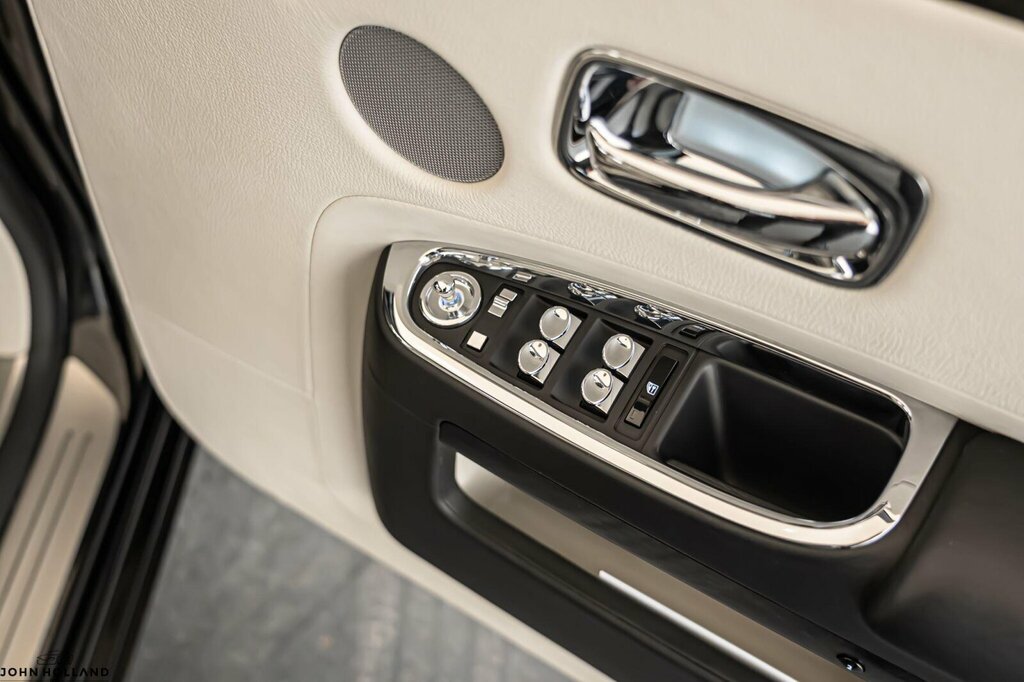 Rolls-Royce Ghost 2012 12 Rolls Royce Ghost V12 Blue #46