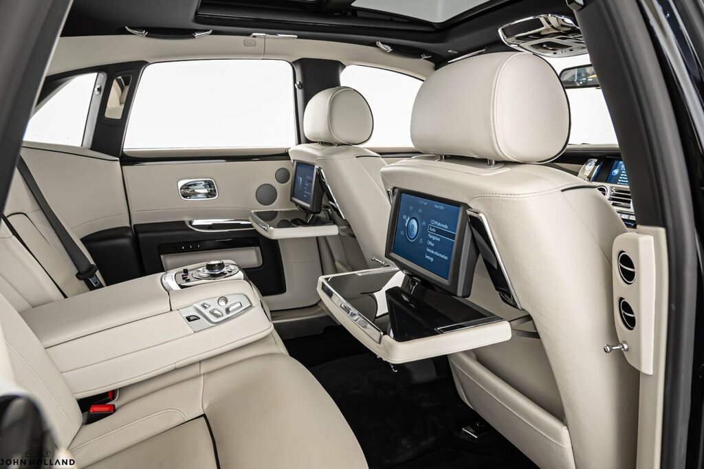Rolls-Royce Ghost 2012 12 Rolls Royce Ghost V12 Blue #3