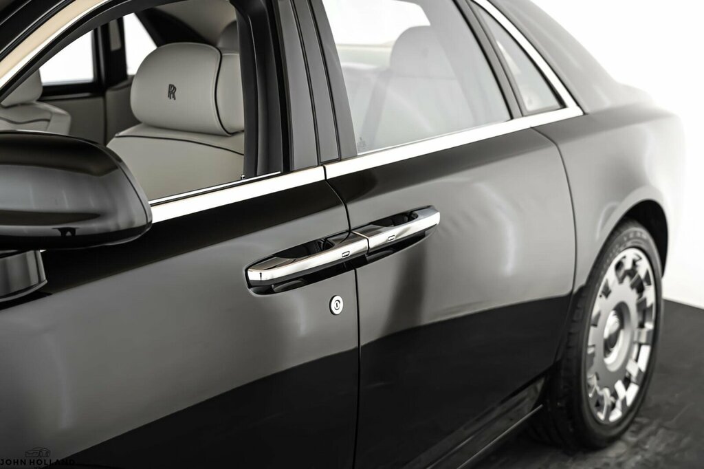 Rolls-Royce Ghost 2012 12 Rolls Royce Ghost V12 Blue #13