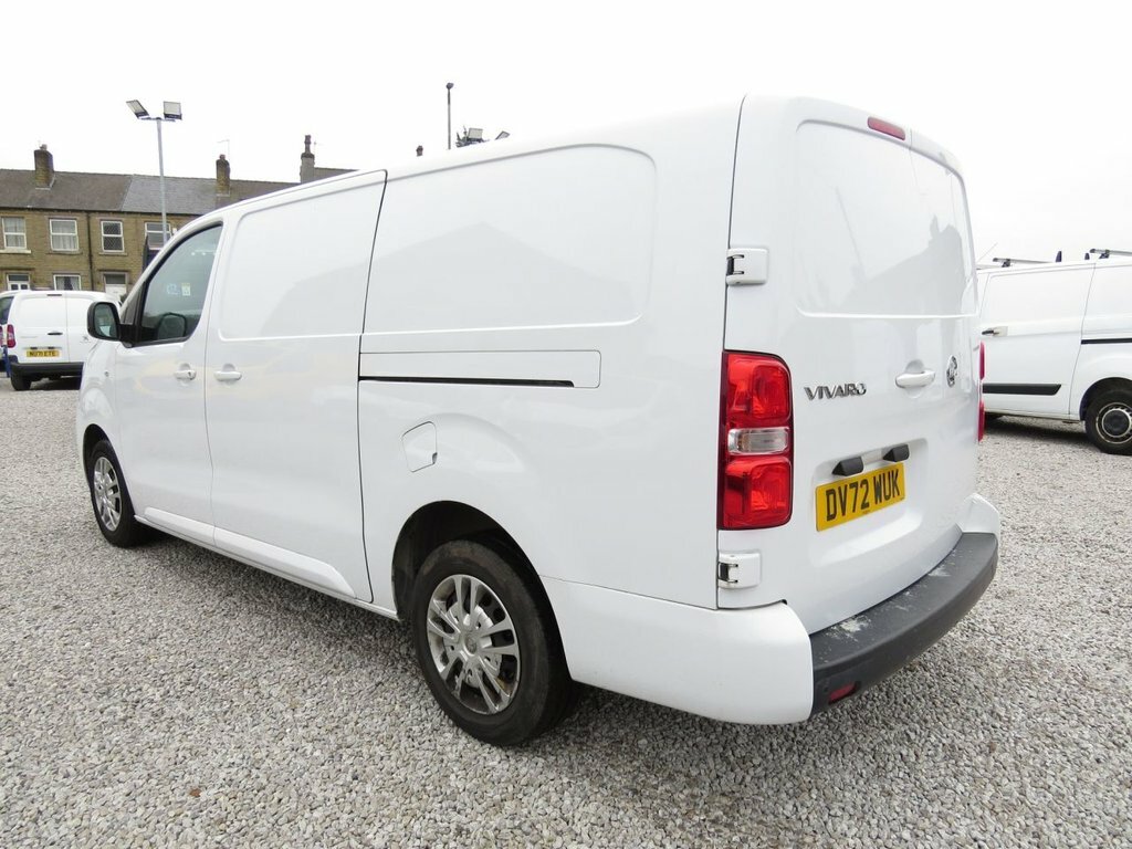 Vauxhall Vivaro 1.5L Sportive 6Dr DV72WUK White #6